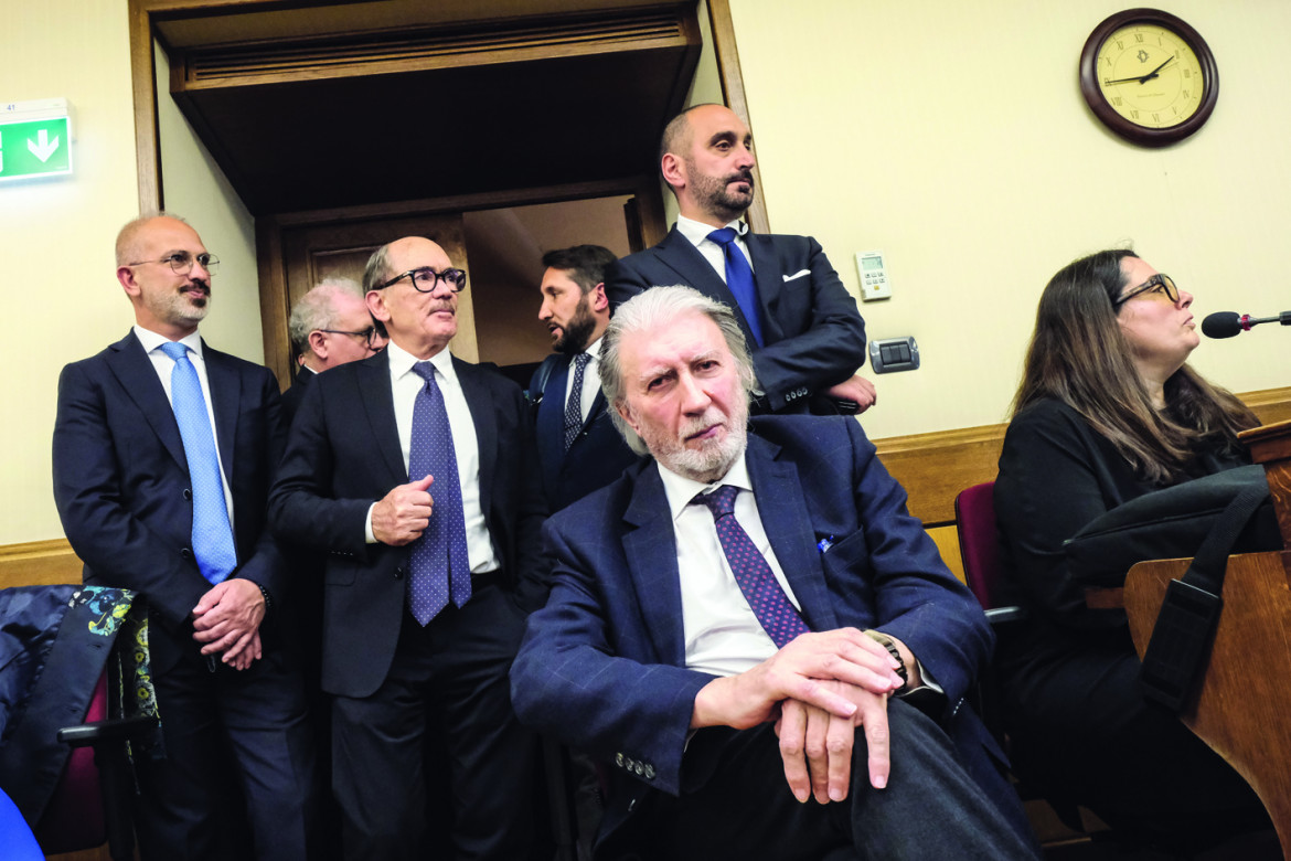 Roberto Scarpinato e, dietro, Federico Cafiero de Raho foto LaPresse