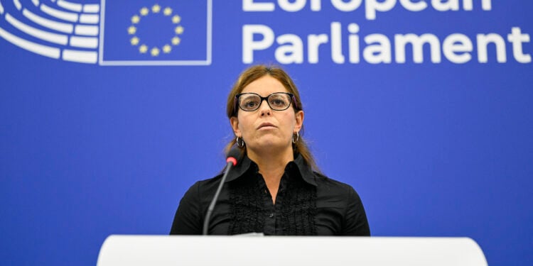 Il destino di Ilaria Salis nelle mani degli eurodeputati del Partito Popolare