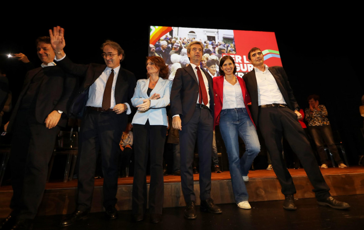 Genova, comizio di chiusura della campagna elettorale di Andrea Orlando