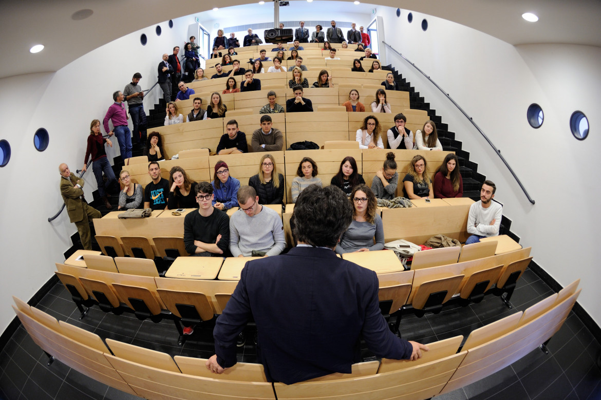 Una lezione all’Università di Camerino