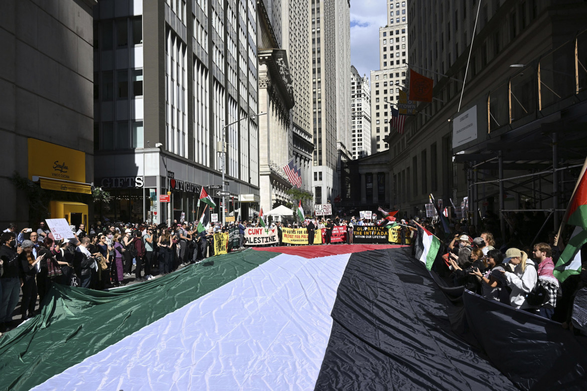 Manifestazione per la Palestina e il Libano per l'anniversario del 7 ottobre a New York