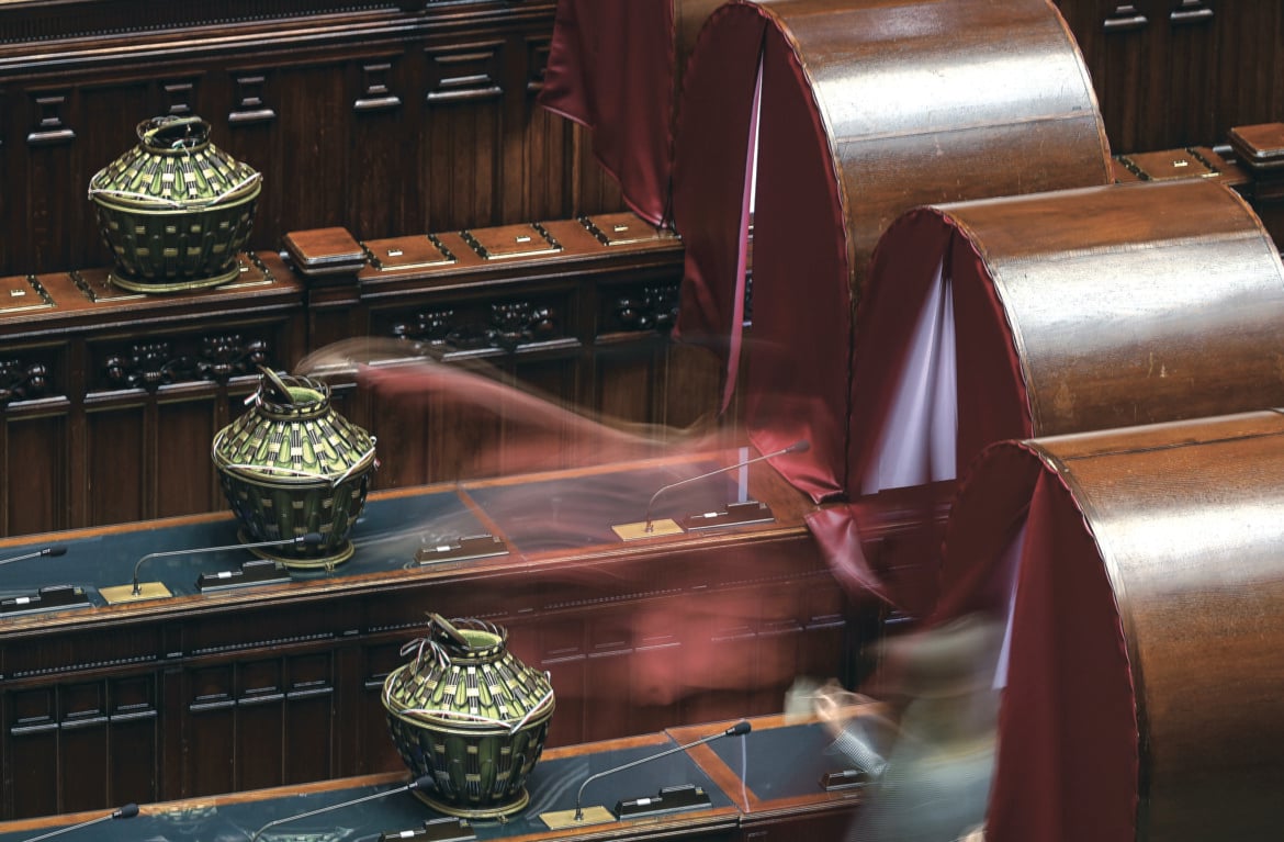 La votazione in Parlamento per la nomina del nuovo giudice della Corte Costituzionale - foto Ansa