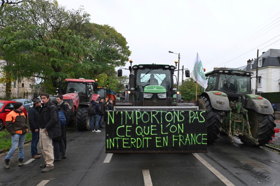 Protesta dei trattori a Beauvais, Francia