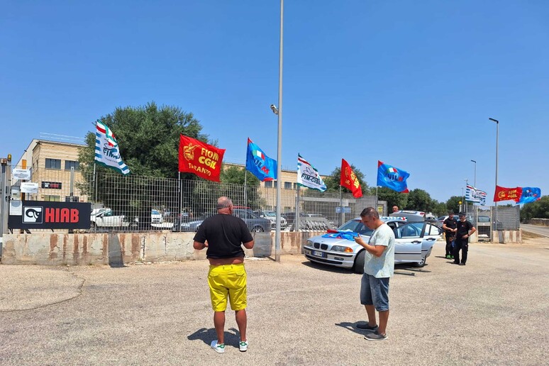 L'azienda Hiab di Taranto foto Ansa