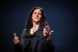 30vissinLaura_Poitras_-_PopTech_2010_-_Camden,_Maine