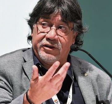 Luis Sepulveda non è in fin di vita