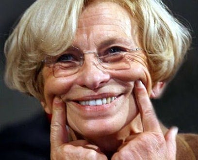 Emma Bonino costretta a fare buon viso a cattivo gioco