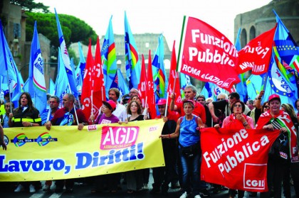 Pubblico impiego in piazza: “Dopo sei anni il contratto”