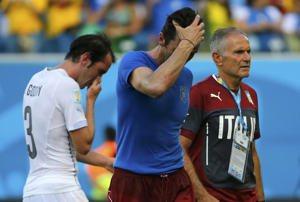 italia uruguay mondiali calcio brasile 2014 reuters 5
