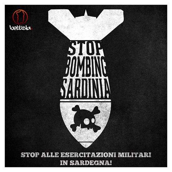 Sardegna, l’isola della pace:  «Via le basi e basta esercitazioni militari»