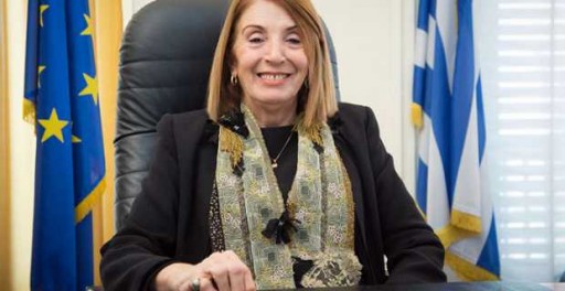 28desk grecia tasia ministro