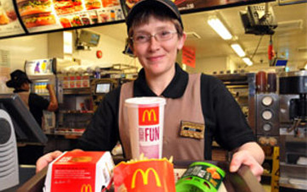 McDonald’s costretto a reintegrare due delegate sindacali