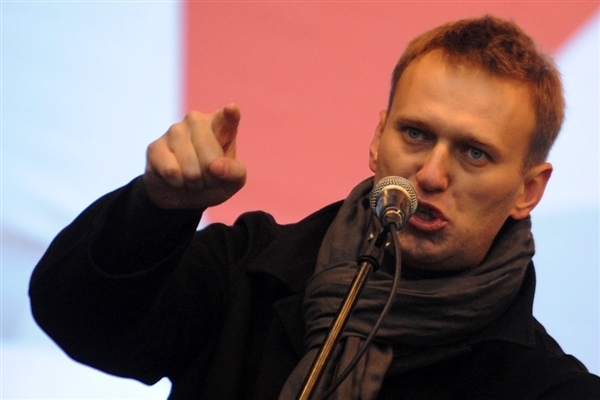 Sinistra russa contro Navalny «Non è diverso da Putin»