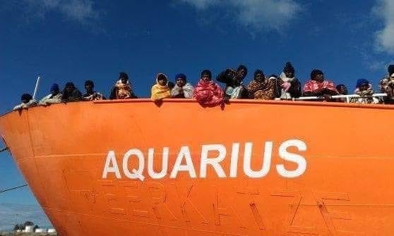 «Fondi Ue per scortare l’Aquarius a Barcellona»
