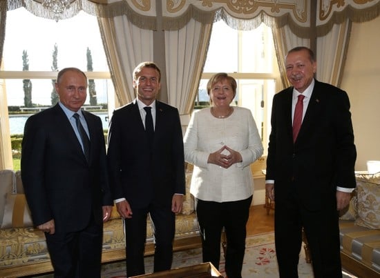 Summit Istanbul, appoggio a integrità territoriale siriana