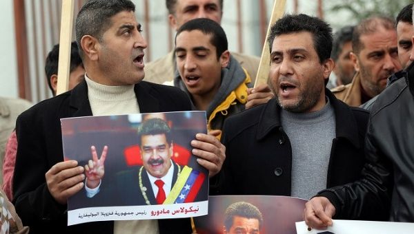 Israele subito con Guaido, arabi spaccati su Maduro