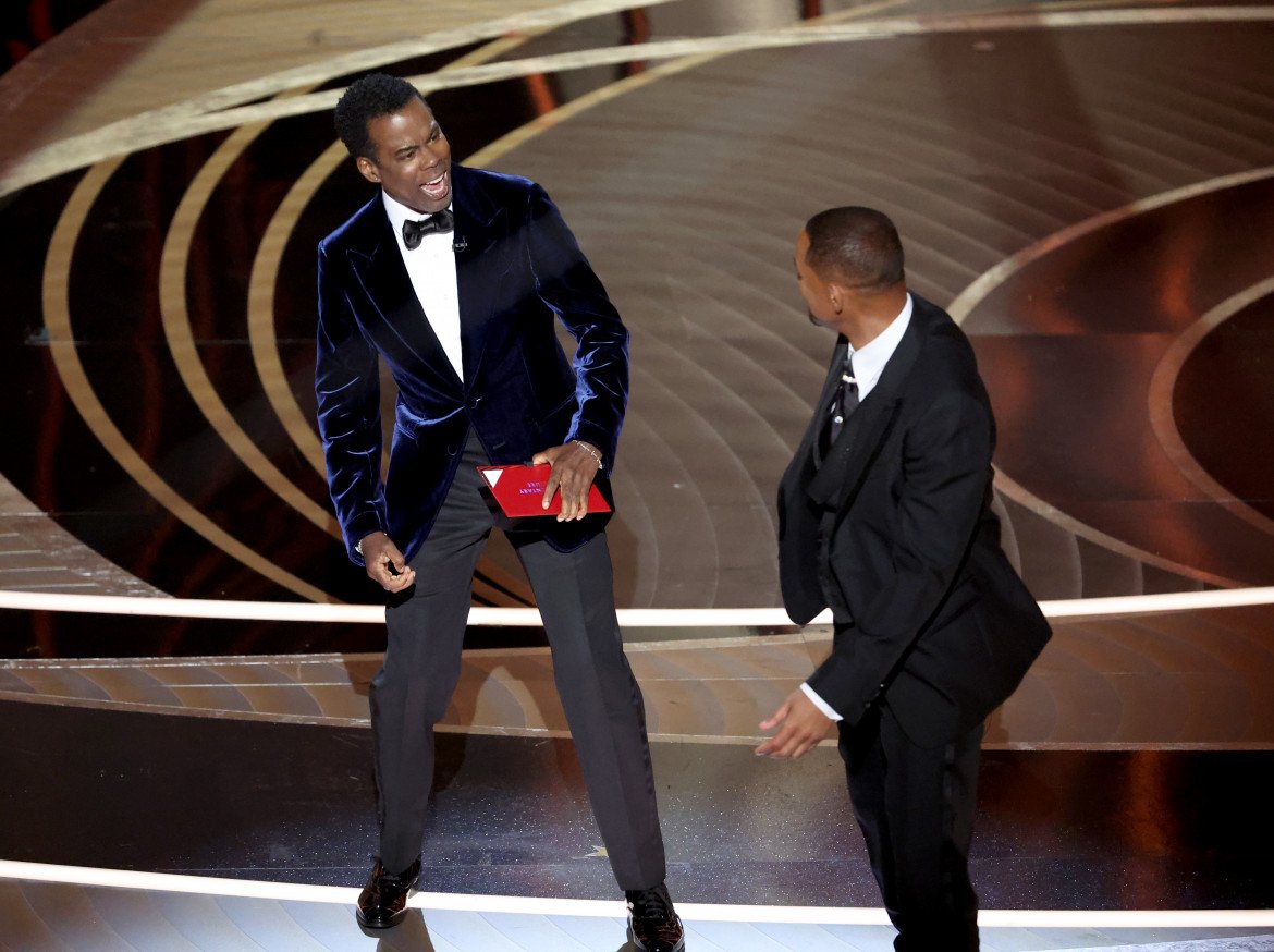gettyimages-1239559391-chris-rock-will-smith-oscar