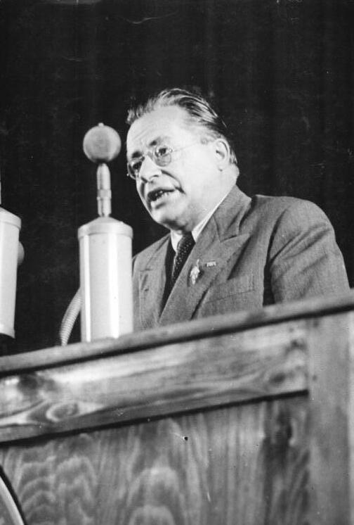 Palmiro Togliatti parla a Berlino, 23 luglio 1950
