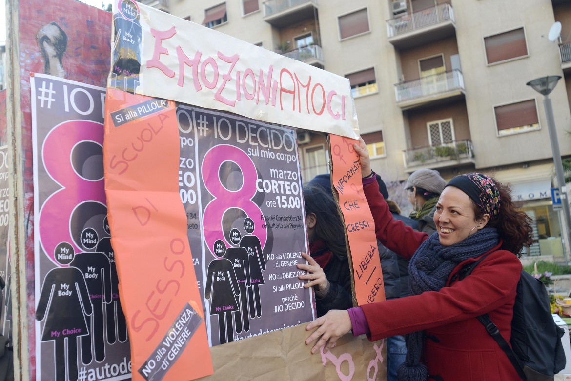 «Io decido»: in piazza donne ma non solo