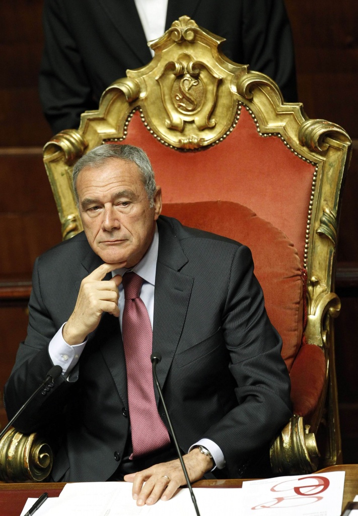 Grasso: “Stop ai vitalizi dei senatori condannati”