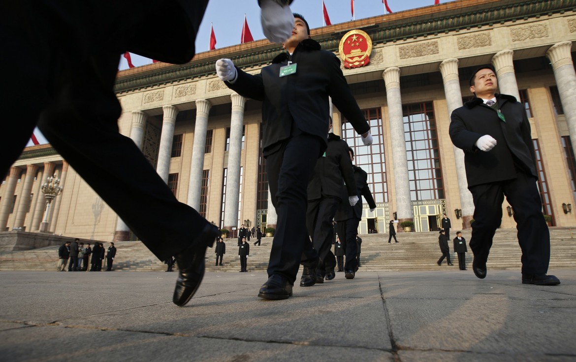 Pechino: al via il restyling finanziario