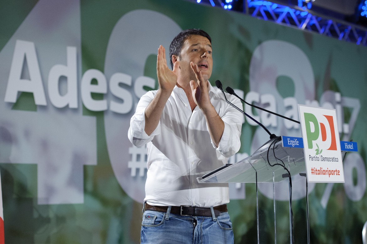 Renzi apre la Leopolda: “La piazza non  mi fermerà”