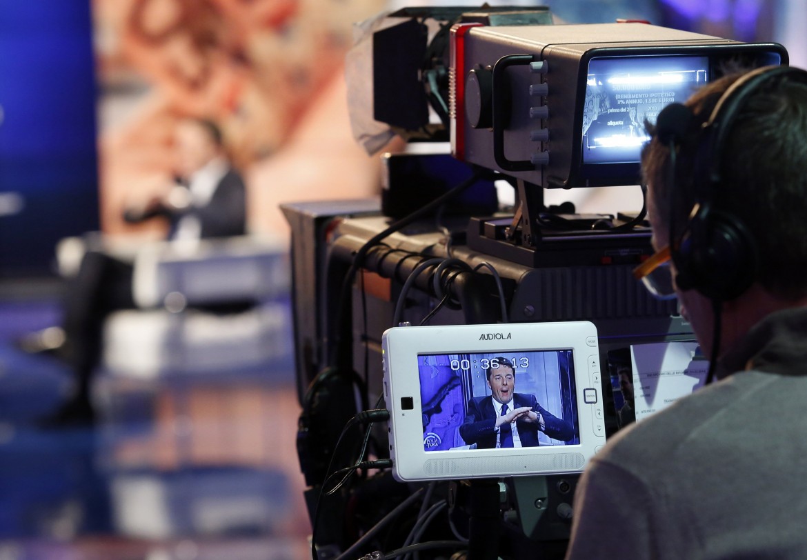 C’è troppo Renzi in tv, ma il Pd attacca Grillo