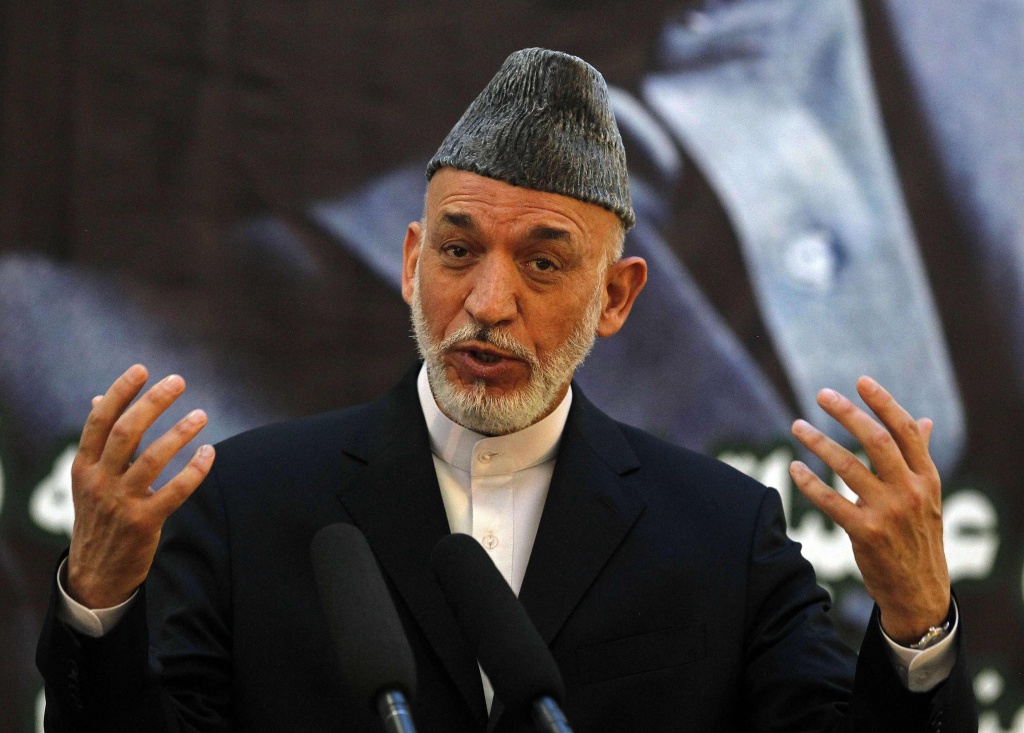 «Storica» visita di Karzai a Islamabad. Al centro i talebani