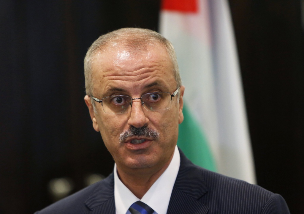 Palestina, il premier Hamdallah si dimette
