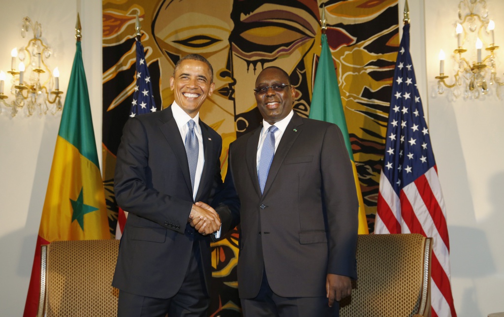 La visita di Obama in Senegal tra inchini e proteste