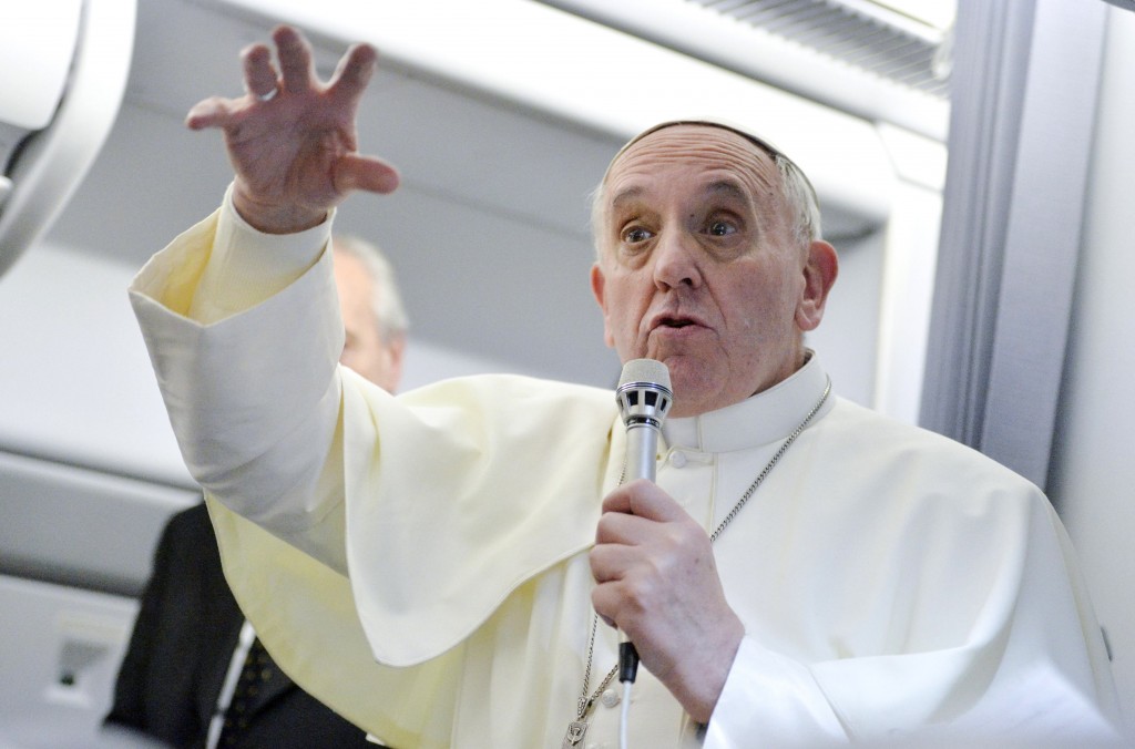 Papa Francesco: «Tacciano le armi»