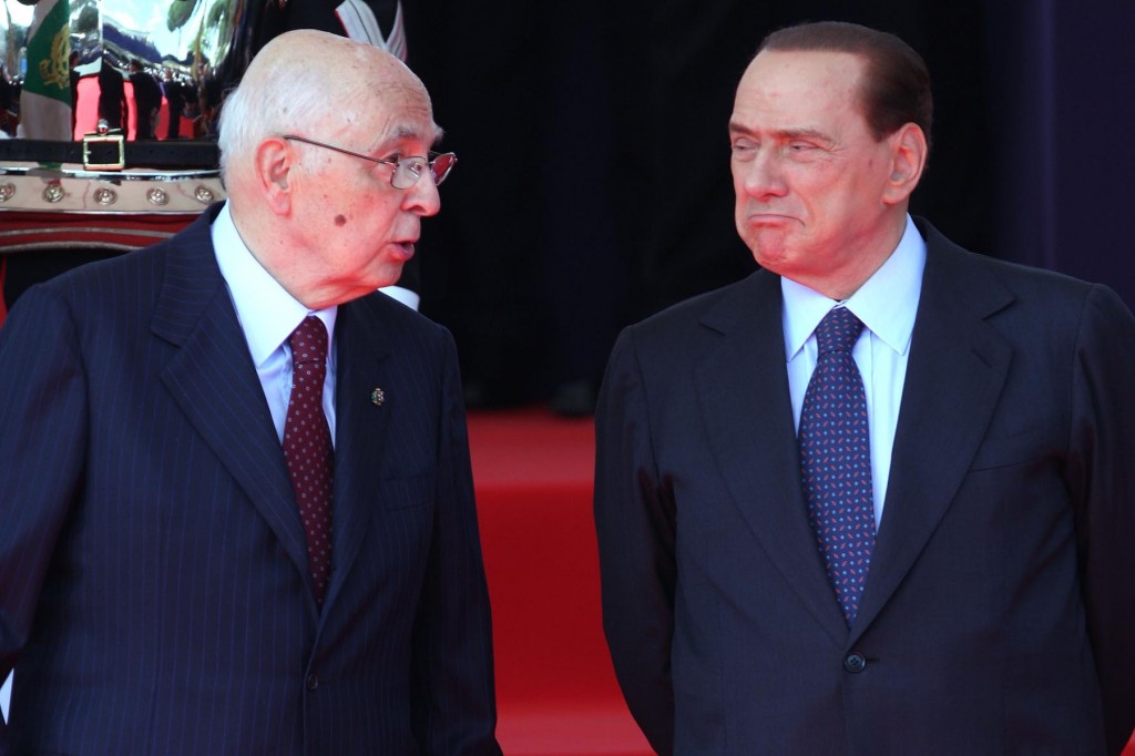 Di piazza o di grazia, il dilemma di Berlusconi