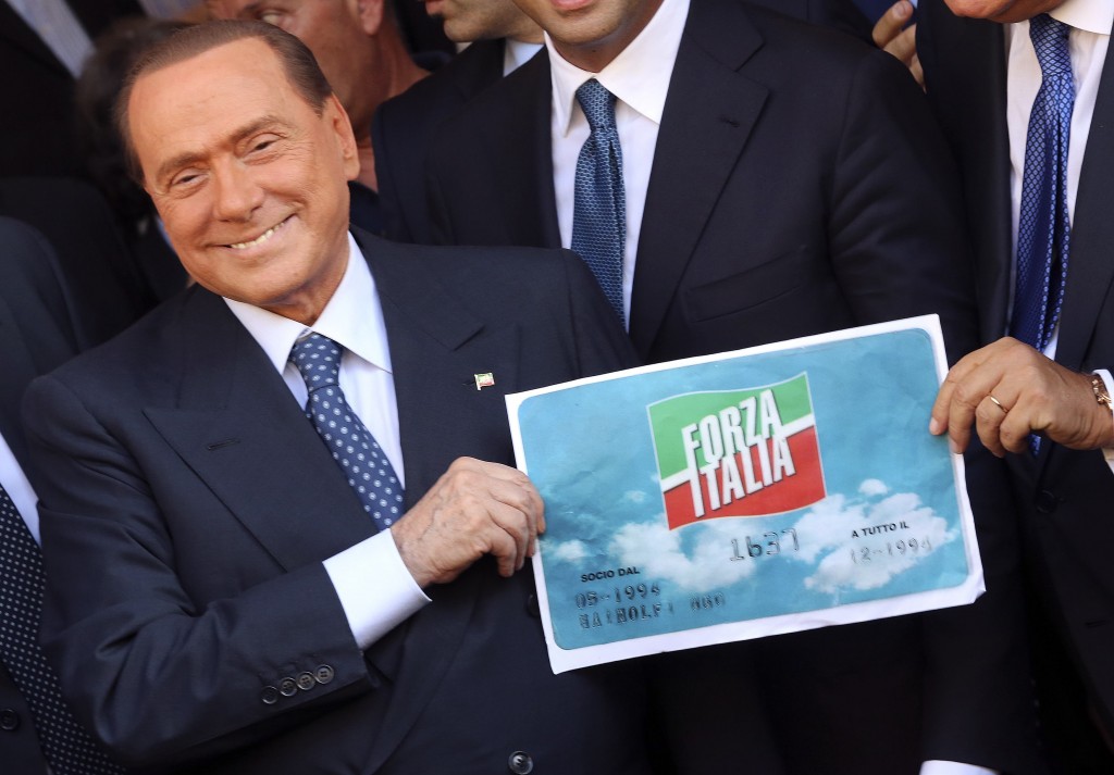 Berlusconi-Alfano allo scontro finale. Il Cavaliere esige la resa
