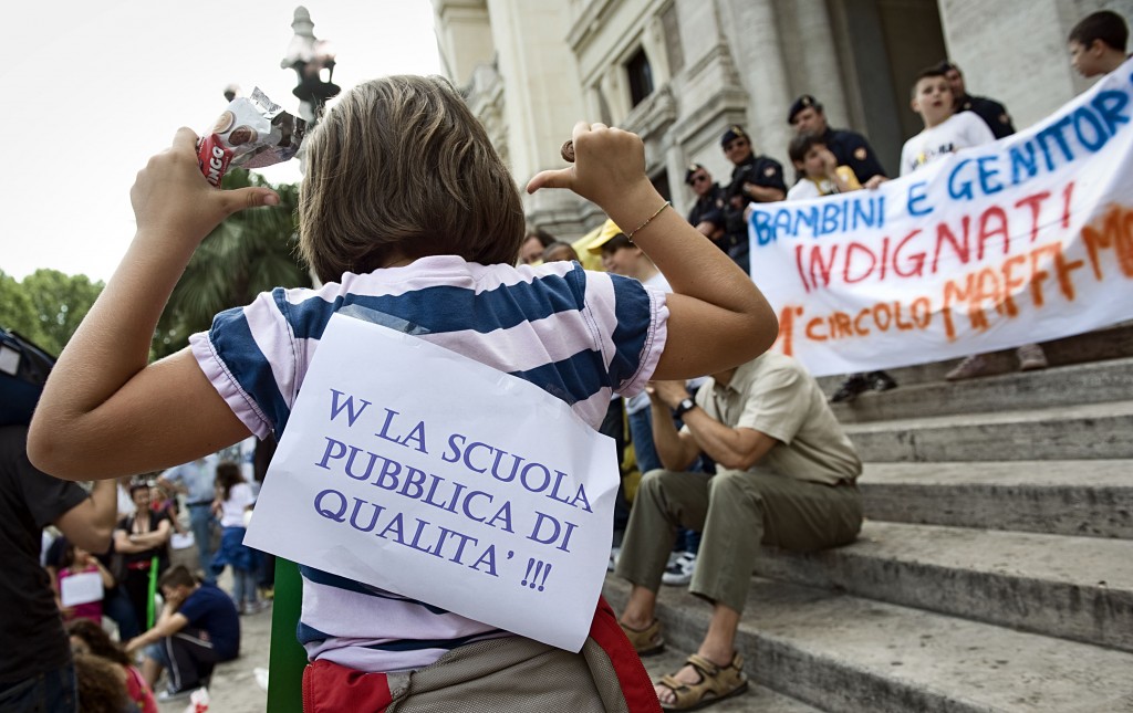 «Il bonus di Renzi ai docenti azzera i sindacati»