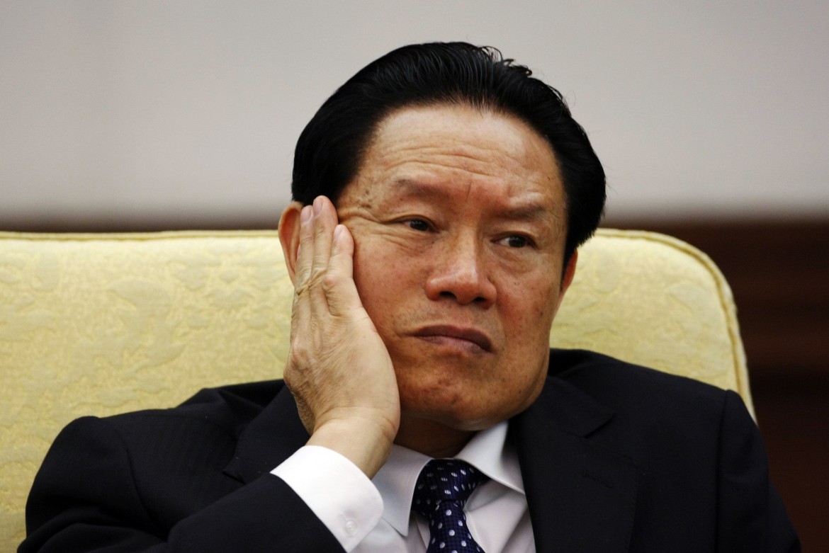La «tigre» è in gabbia: ai domiciliari l’ex numero nove Zhou Yongkang