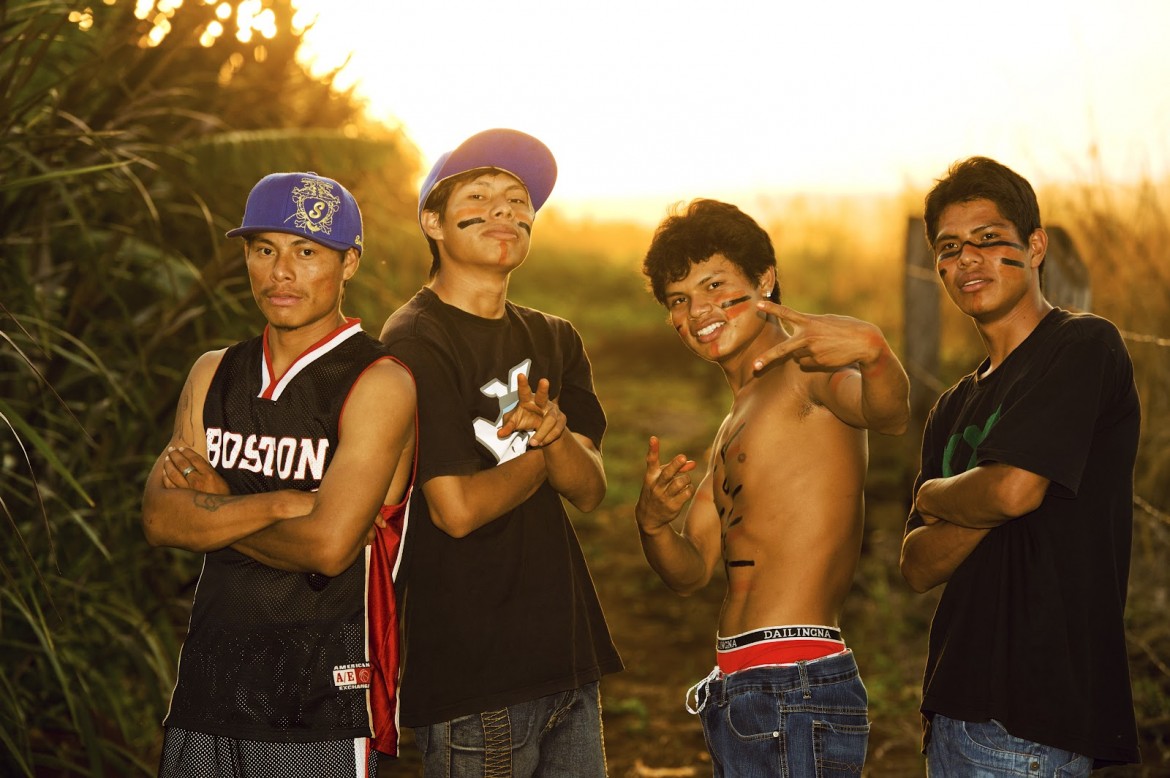 Terra o guerra, il rap è in lingua guaranì