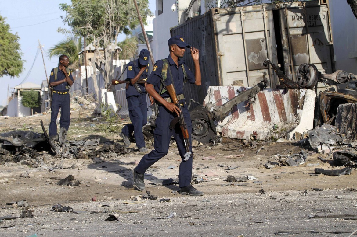 Triplice attacco a Mogadiscio