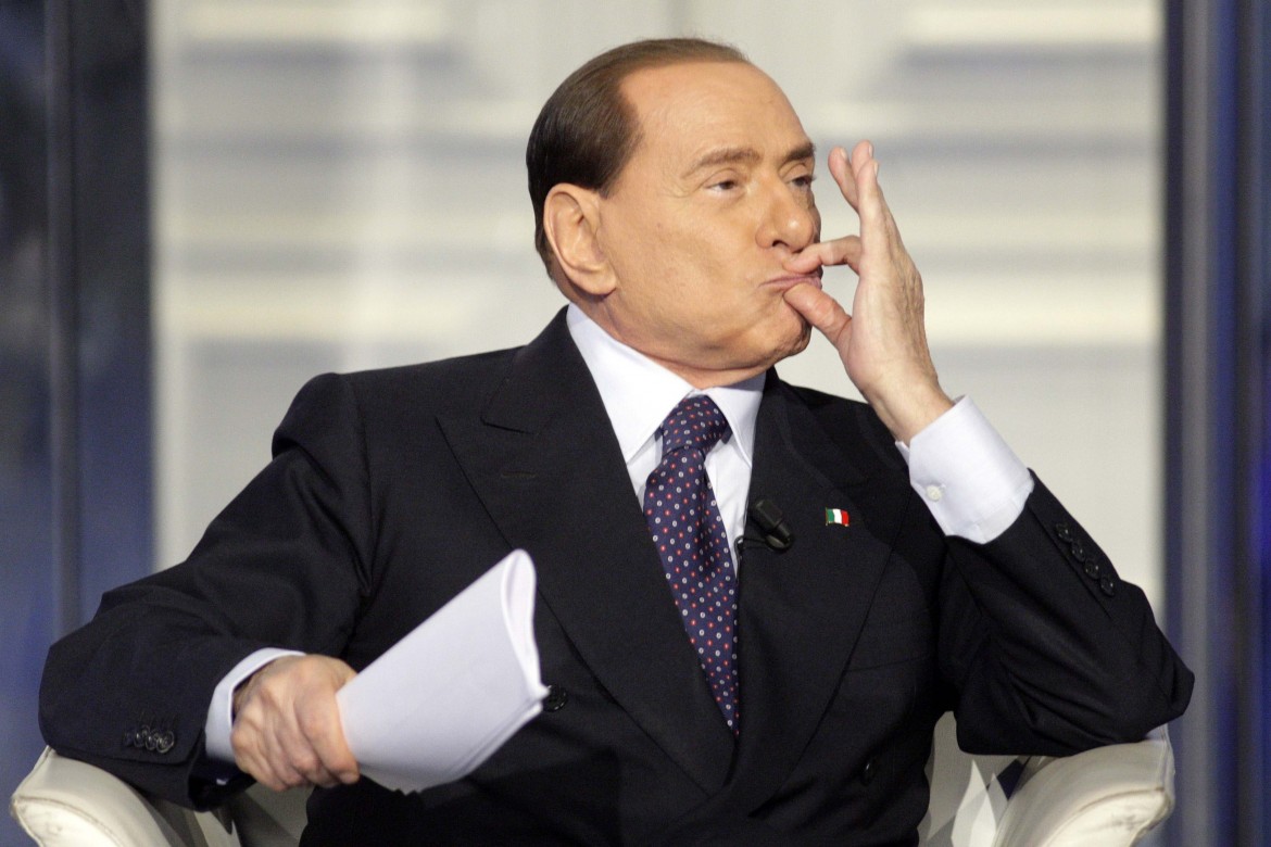 Scavalier Berlusconi, ex voto per un evasore fiscale