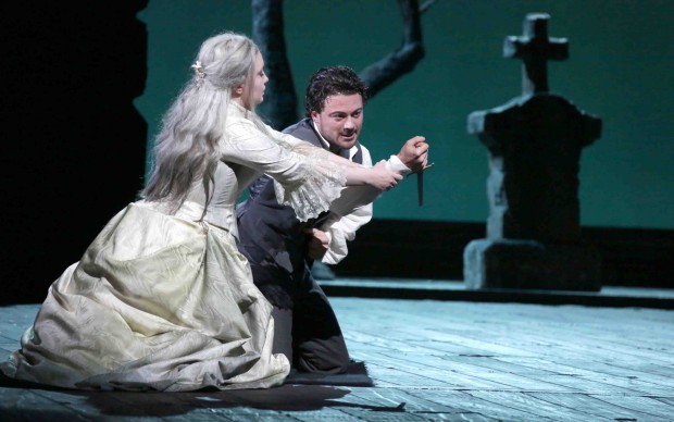 Lucia di Lammermoor, alla Scala va in scena la follia