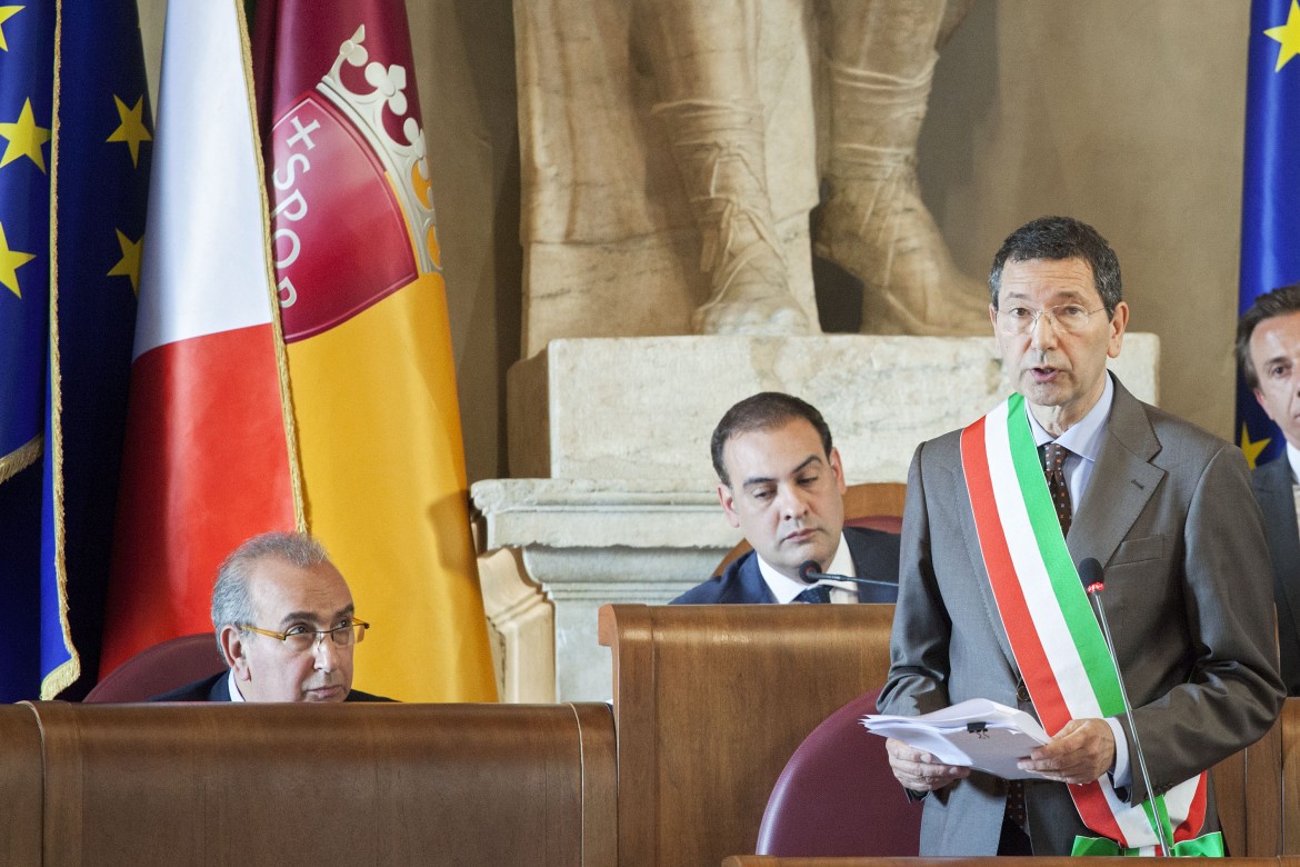 Renzi affossa il Salva Roma