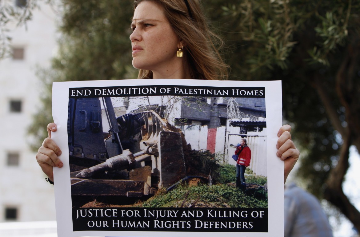 I genitori di Rachel Corrie: «È un obbligo sfidare Israele»