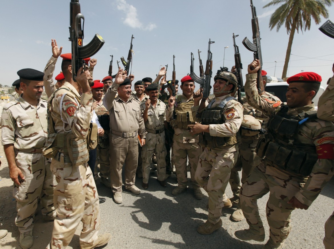 L’Iraq tiene il piede in due staffe
