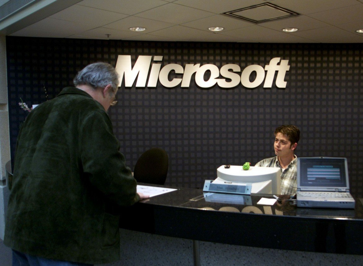 Microsoft ristruttura, via 18mila dipendenti