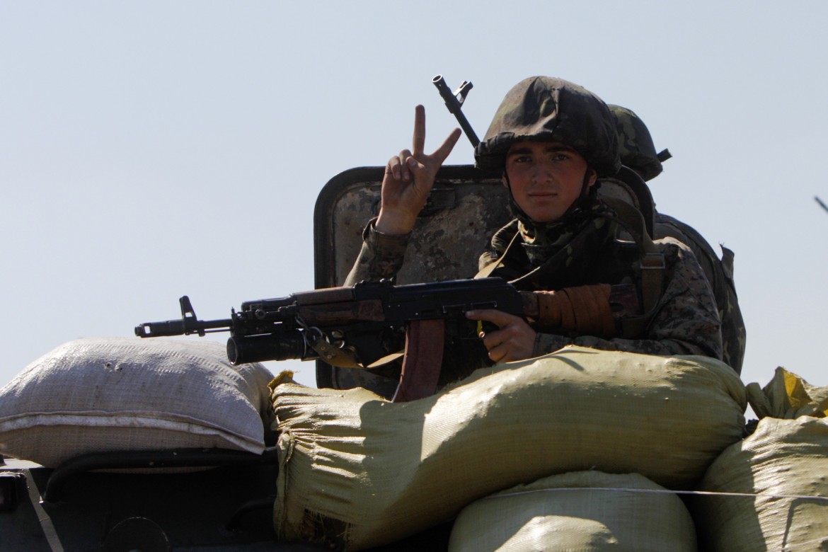 Donetsk è accerchiata: «Faremo come a Stalingrado»