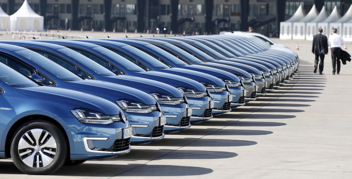 Volkswagen, scandalo mondiale, Bruxelles sapeva dal 2011