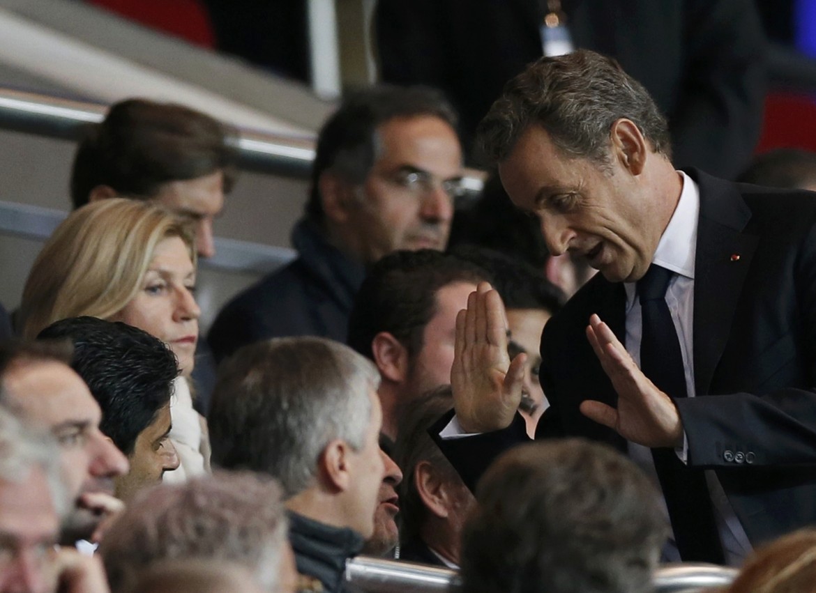 Il ritorno di Sarkozy, lupo che fa la vittima