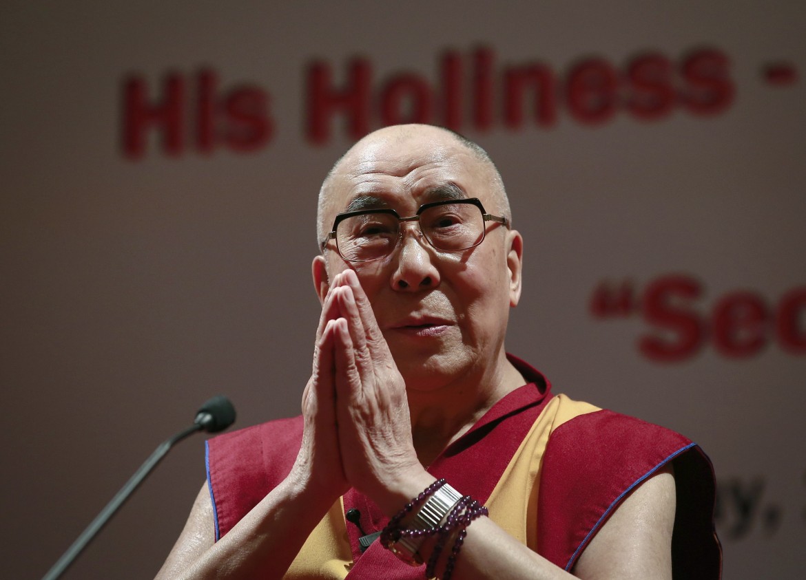 Il Dalai Lama: voglio visitare la montagna sacra in Tibet