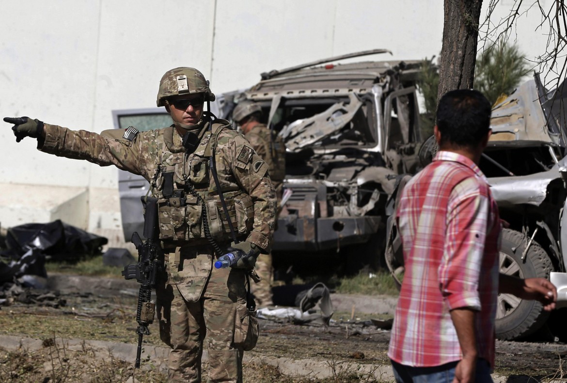 Usa e Nato restano in Afghanistan