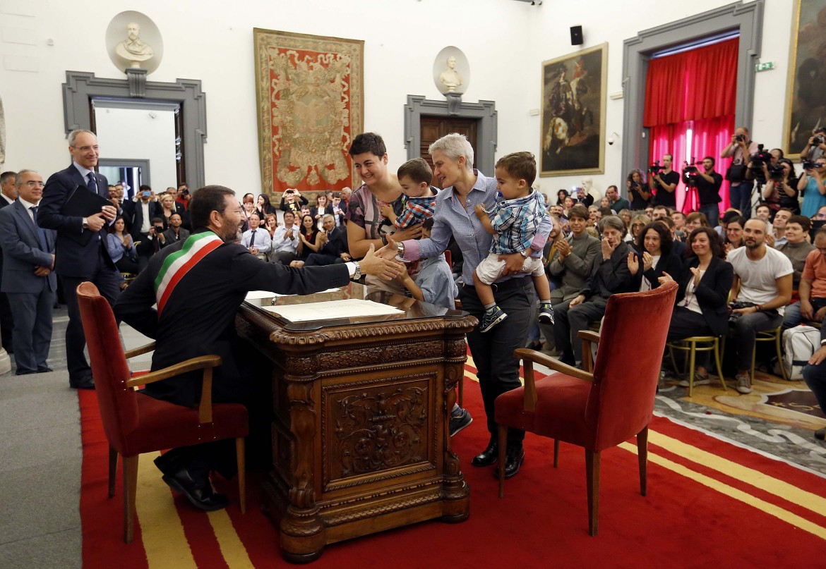 Matrimoni gay e ius soli, Berlusconi affossa Alfano