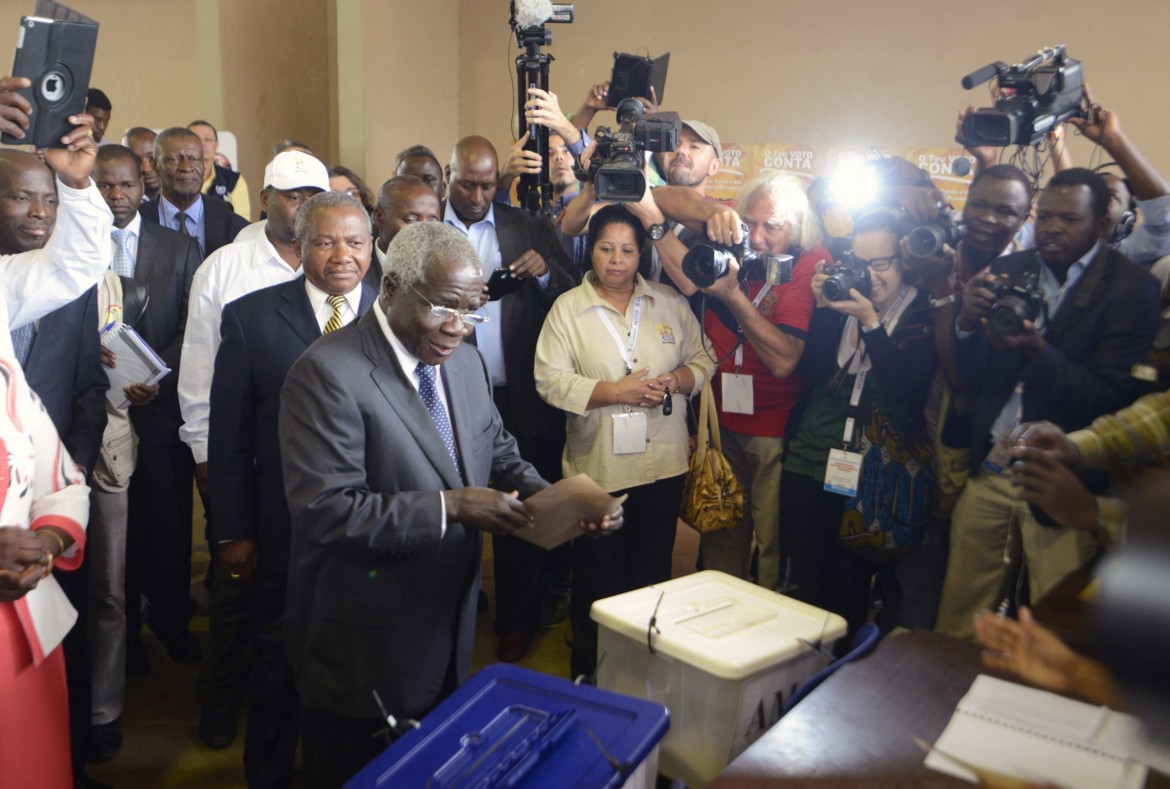 Nyusi presidente, ma il Frelimo perde consensi